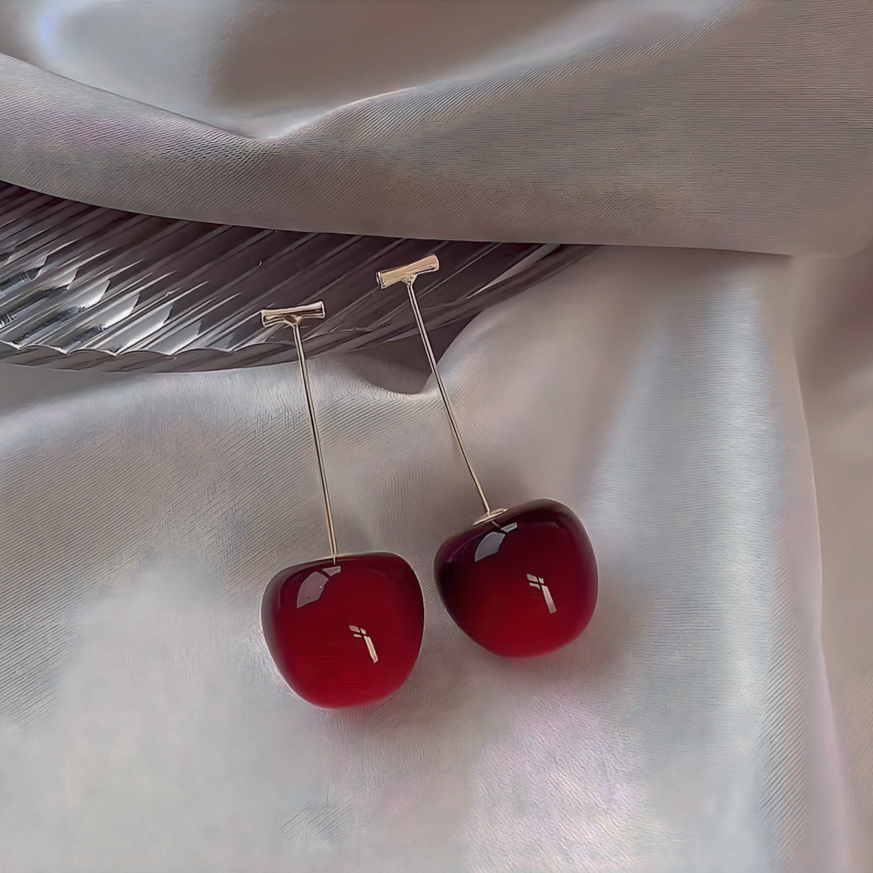 Mon Cherry Earrings